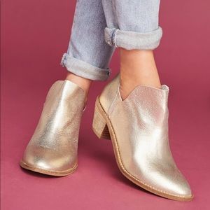 Kelsi Dagger Brooklyn Kenmare Bootie - Silver